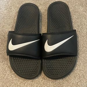 Nike Black Slides